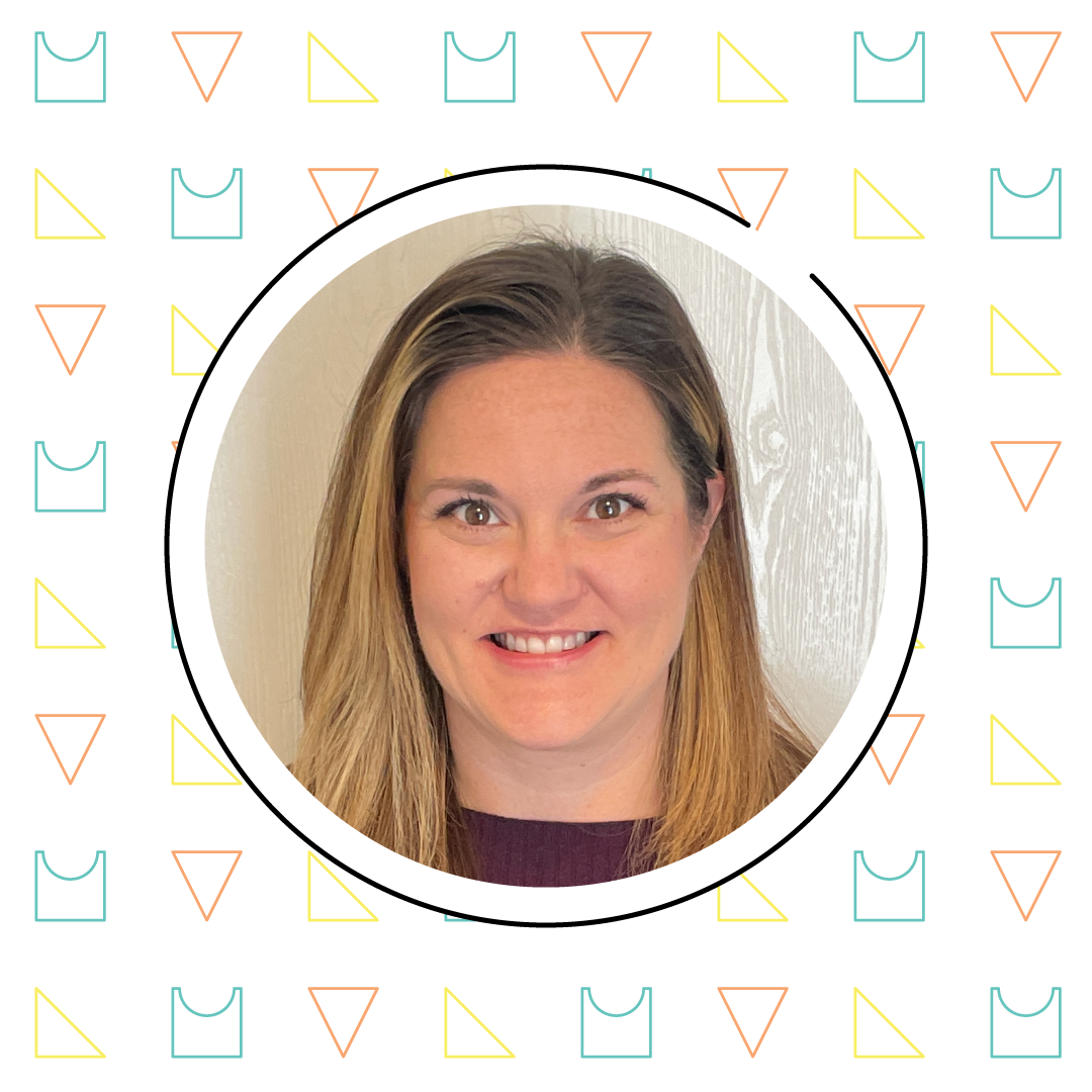 Portrait of a smiling woman with long hair, framed in a circle on a background decorated with black and yellow geometric shapes.